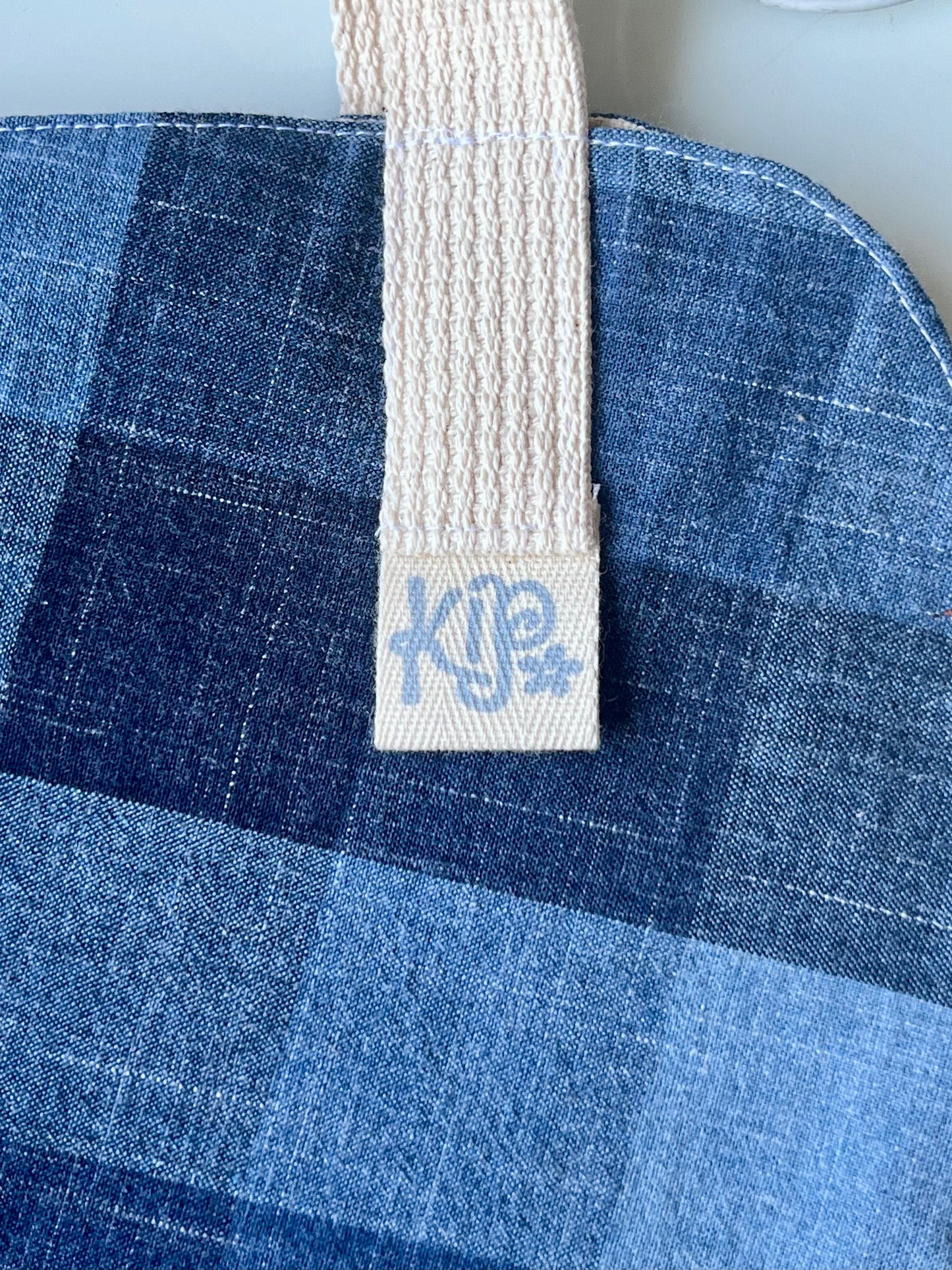 Large Stem Bag